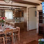 Veronika Villa