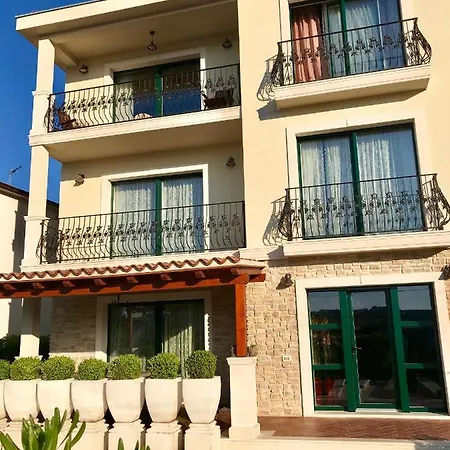 Veronika Vila Rogoznica (Sibenik-Knin)
