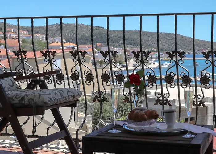 Vila Veronika Rogoznica (Sibenik-Knin)